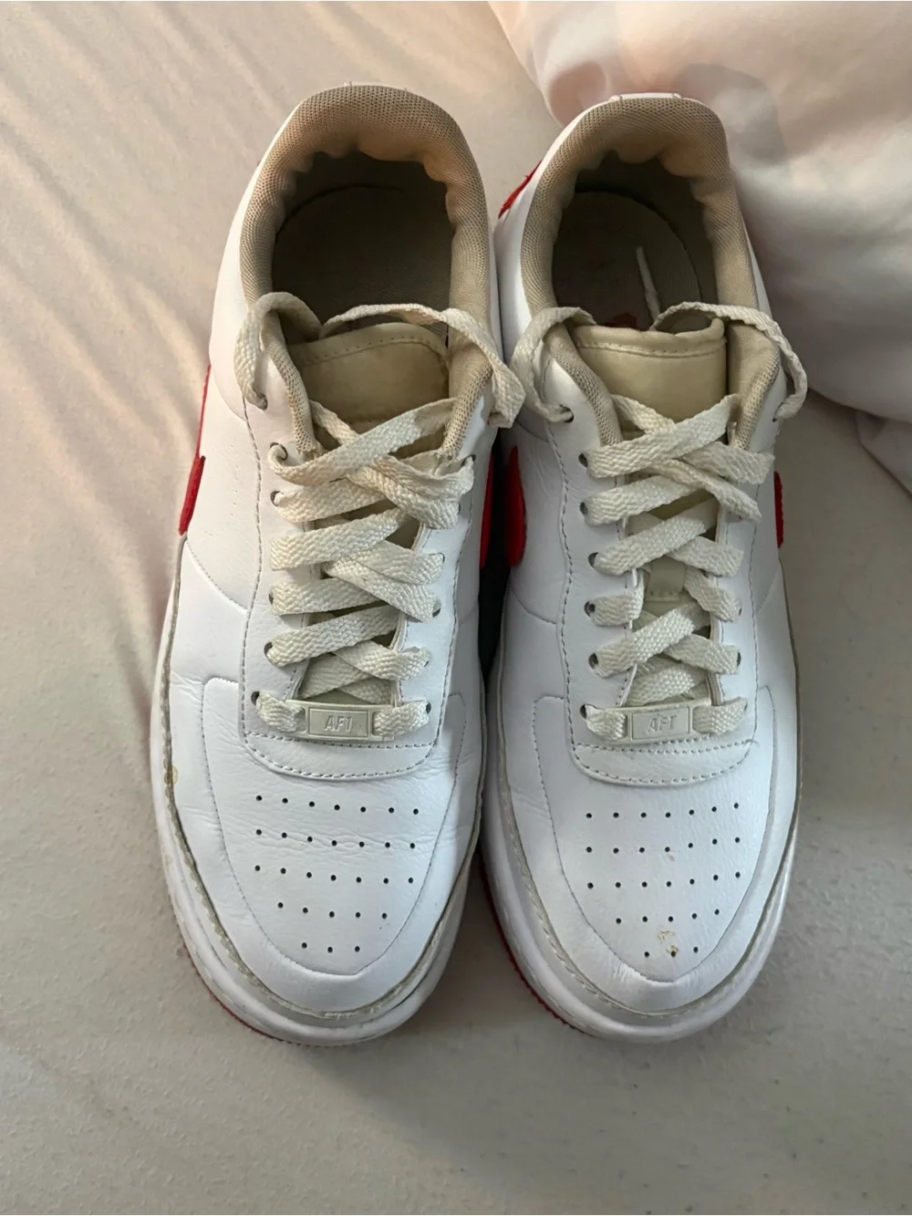 Nike Air Force 1 Low White Red Leather Sneakers Women’s 9.5 EU 41 Casual